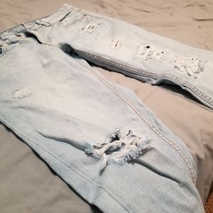 💛 AE Boyfriend Fit Capris